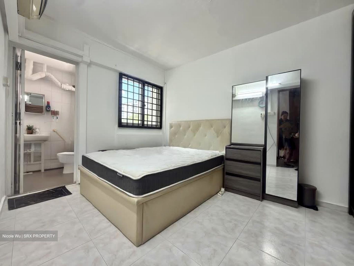 Blk 247 Jurong East Street 24 (Jurong East), HDB 3 Rooms #589154201